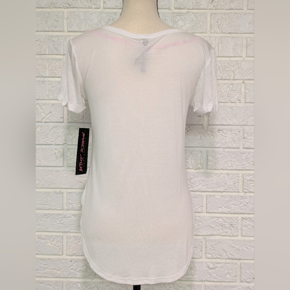 Classic Women's White Short Sleeve Crewneck Tee